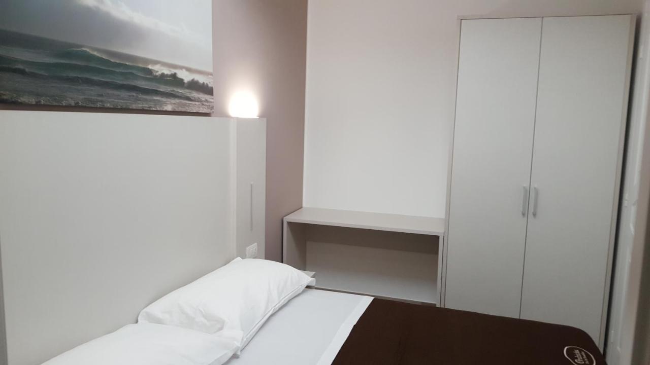 Orchidea Rooms & Suites Чивитанова-Марке Экстерьер фото